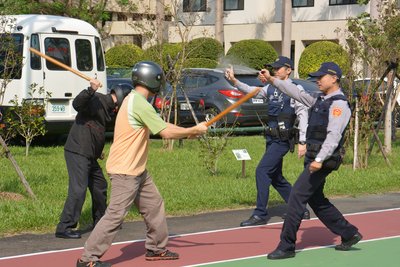 Taiwanische Polizei erlaubt Einsatz von Pfefferspray - Nachrichten - RTI  Radio Taiwan International