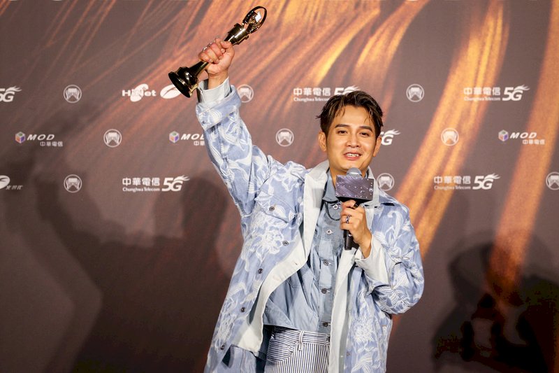 Wing Lo erhielt für sein Album When the Sun Rises den Golden Melody Award für den besten Sänger/die beste Sängerin in Hakka (Foto: CNA)