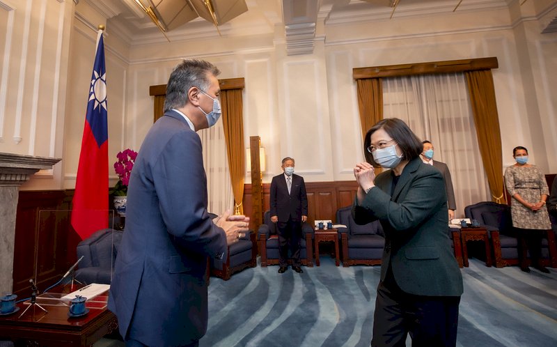 Präsidentin Tsai trifft US-Delegation