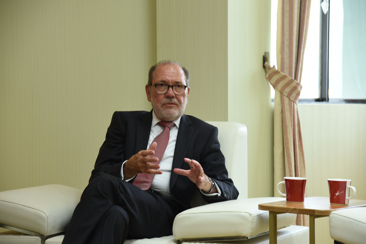 Delegation der Berliner Sicherheitskonferenz in Taiwan: Interview mit R. Uwe Proll