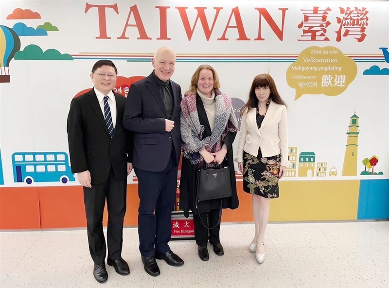 Taiwan verleiht tschechischem Senator Freundschaftsmedaille
